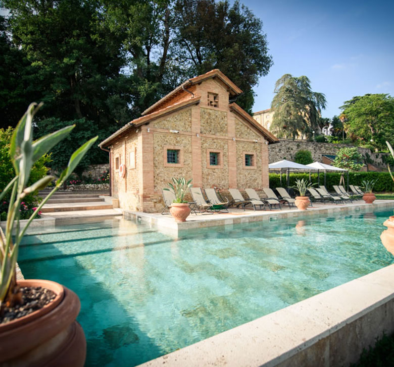 Pancolina Swimming Pool