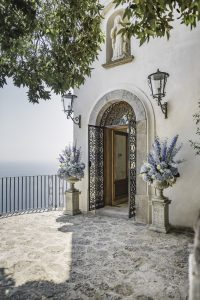 La Rondinaia Wedding Planner, entrance to villa