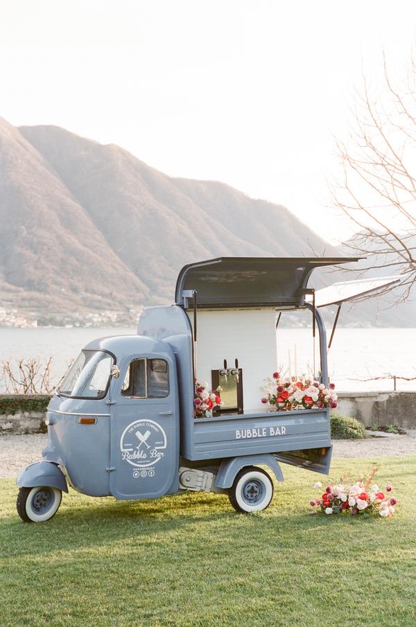 lake-como-bubble-bar