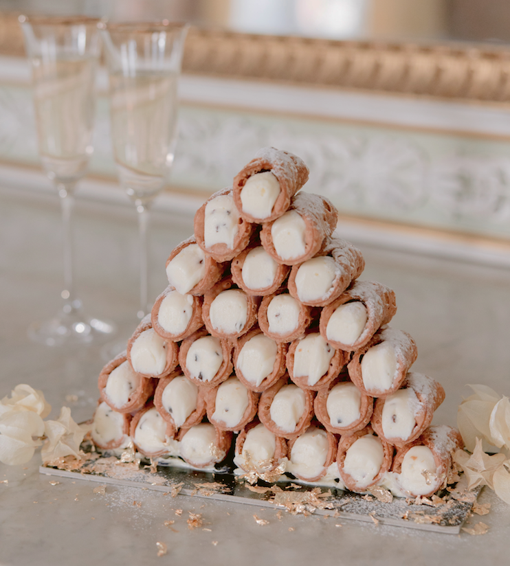 Cannoli_wedding-cake-rossini-weddings