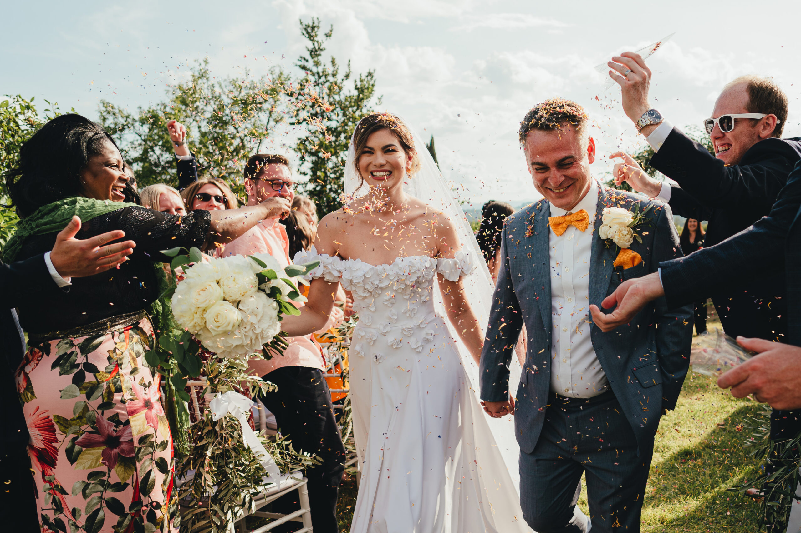 This beautiful wedding took place in Abbazia San Pietro in Valle, nestled in the hills of Umbria near Terni, Italy. 