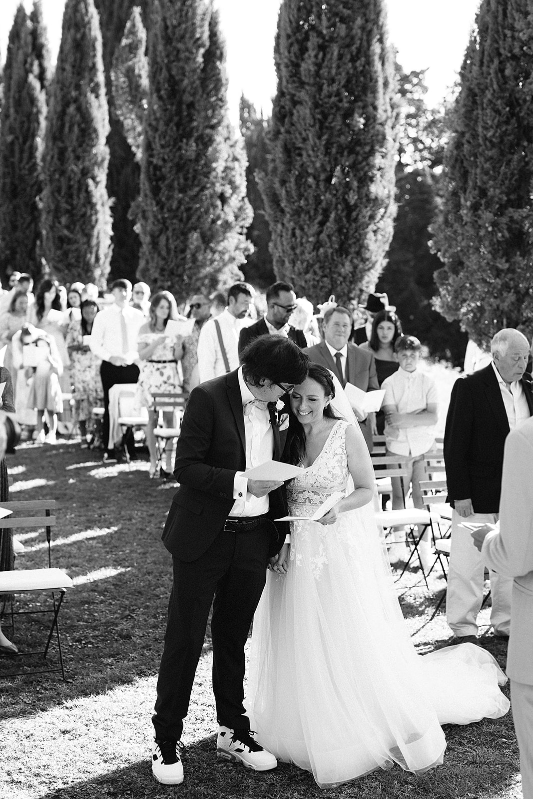 This beautiful wedding took place in Abbazia San Pietro in Valle, nestled in the hills of Umbria near Terni, Italy. 