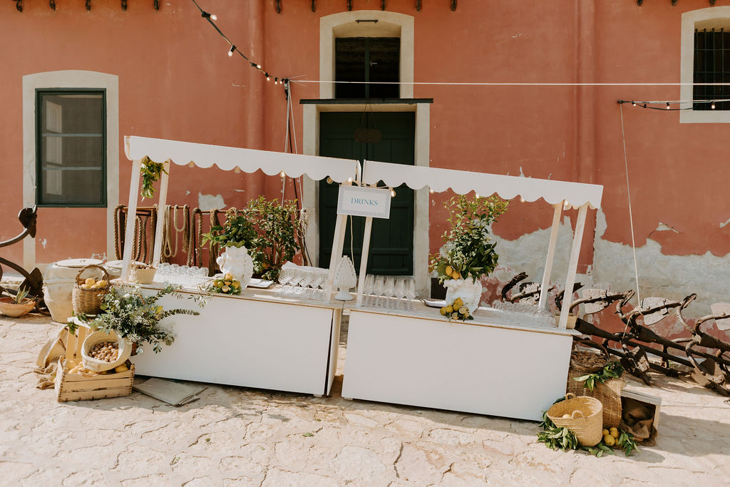 This beautiful wedding took place in Abbazia San Pietro in Valle, nestled in the hills of Umbria near Terni, Italy. 